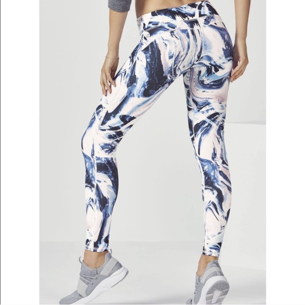 2XL Fabletics White Marble Leggings